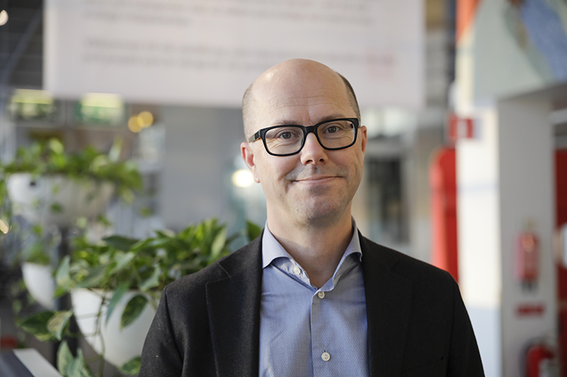 Portrait of Jonas Eliasson, recipient of the NVF Pedagogical Award 2025.